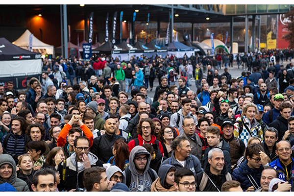 1680837303827962.jpg EICMA1.jpg