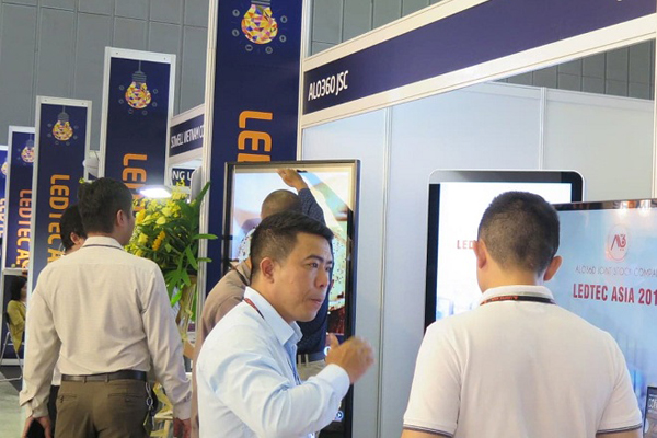 ԽϺ־LEDչLEDTEC ASIA1.jpg