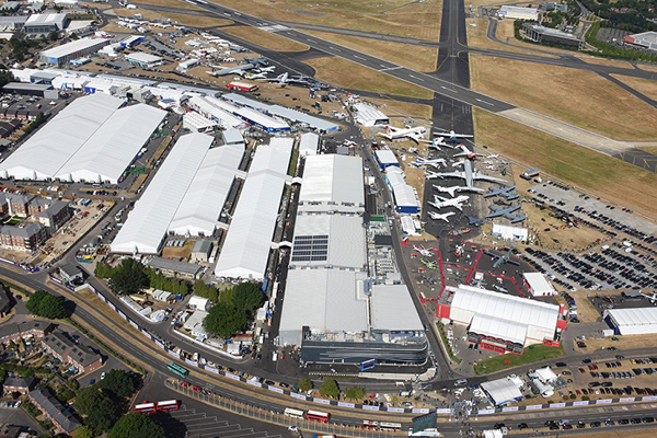 Ӣ޺պչFarnborough International Airshow1.jpg