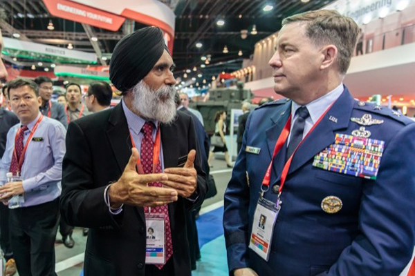 1688610898599486.jpg 新加坡航空展览会Singapore Air Show1.jpg