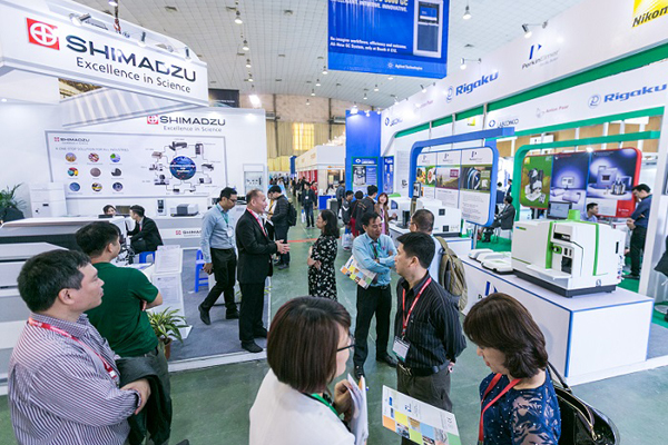 ԽϺ־ʵչAnalytica Vietnam1.jpg