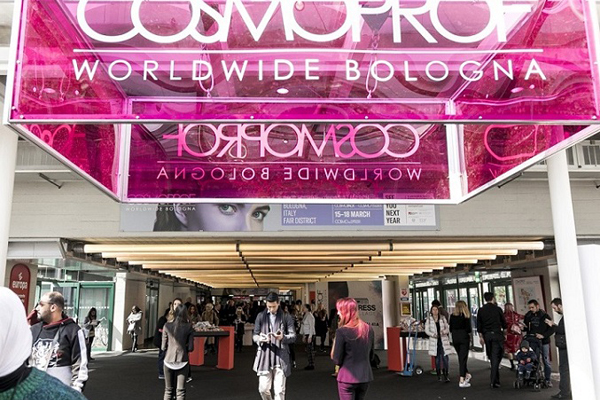 չCOSMOPROF BOLOGNA1.jpg