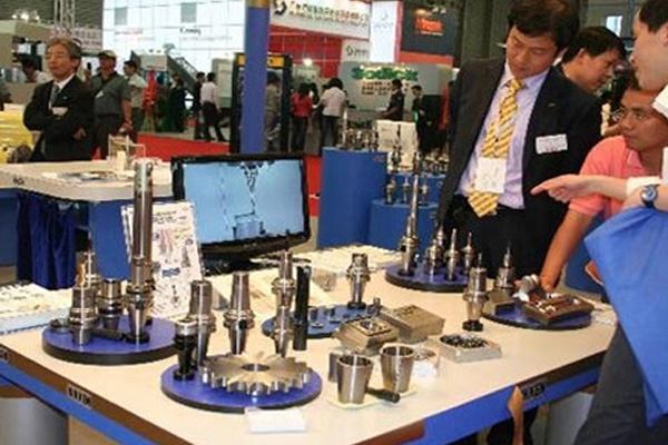 ӡӹչBLECH INDIA 1.jpg